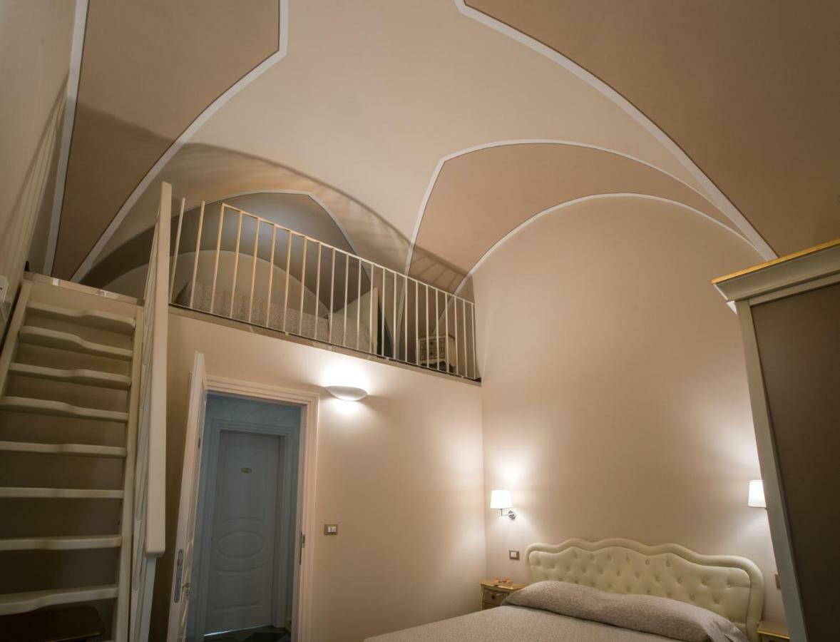 Palazzo Bove Bed and Breakfast Galatone Εξωτερικό φωτογραφία