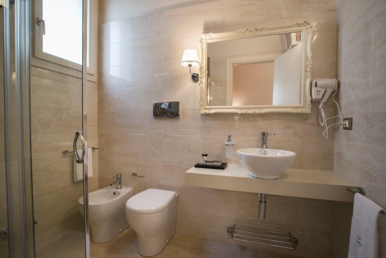 Palazzo Bove Bed and Breakfast Galatone Εξωτερικό φωτογραφία