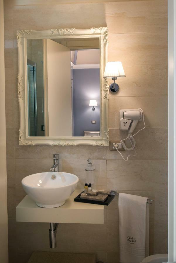 Palazzo Bove Bed and Breakfast Galatone Εξωτερικό φωτογραφία