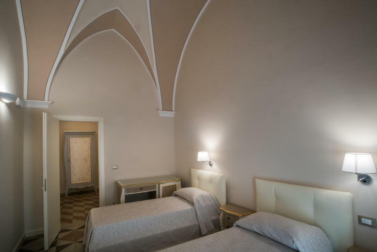 Palazzo Bove Bed and Breakfast Galatone Εξωτερικό φωτογραφία