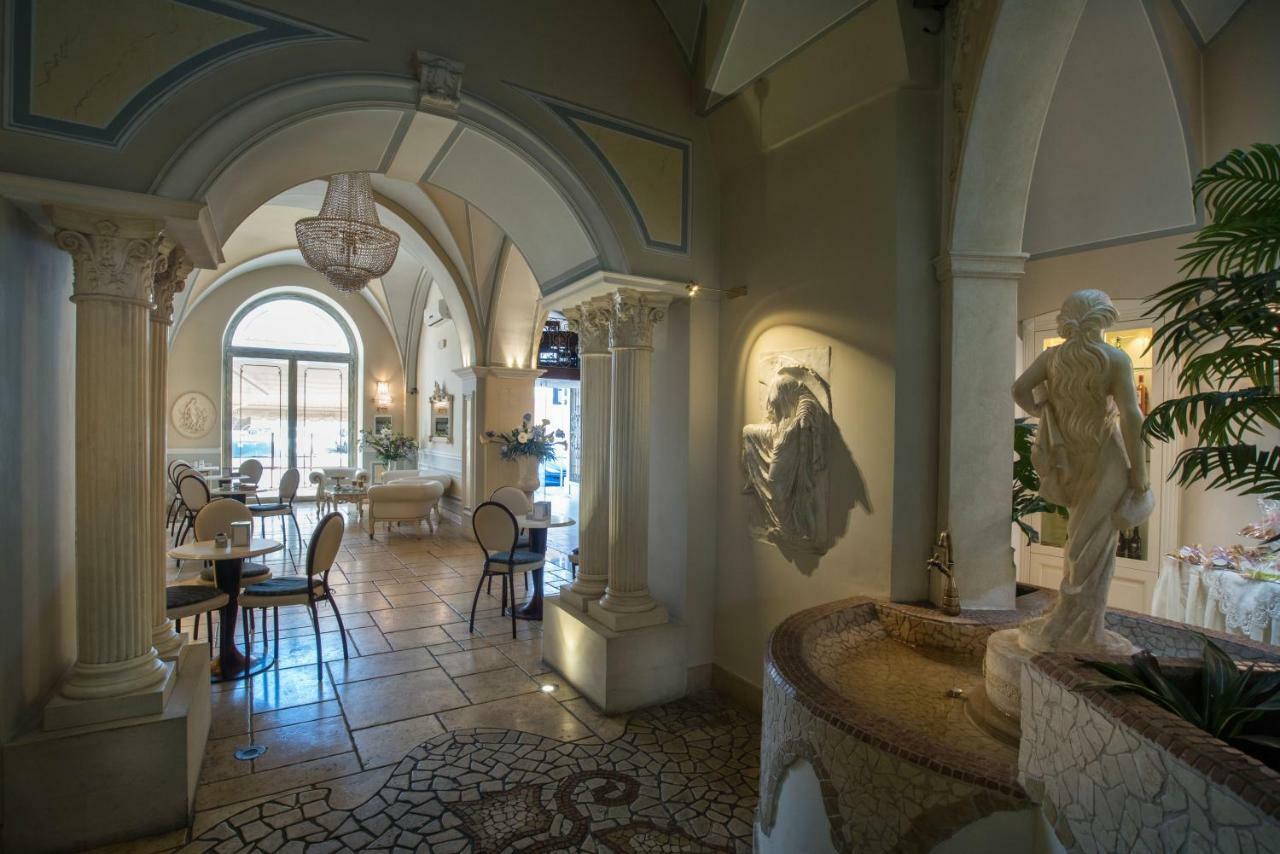 Palazzo Bove Bed and Breakfast Galatone Εξωτερικό φωτογραφία