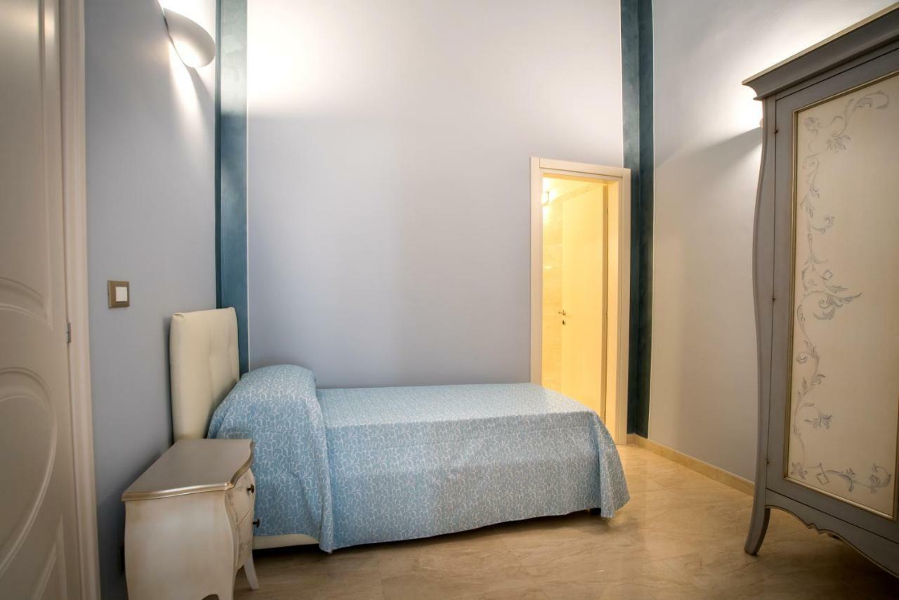 Palazzo Bove Bed and Breakfast Galatone Εξωτερικό φωτογραφία